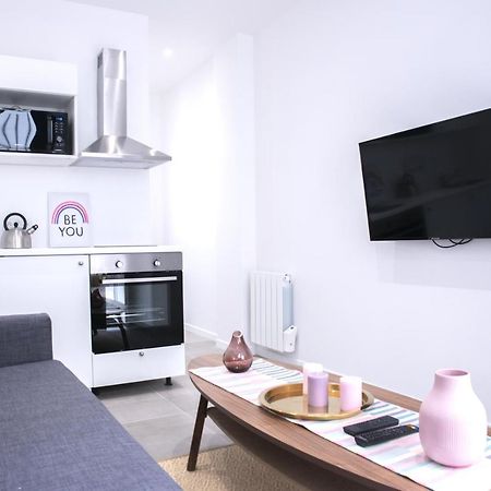 Home In Paris - Paris East Bagian luar foto